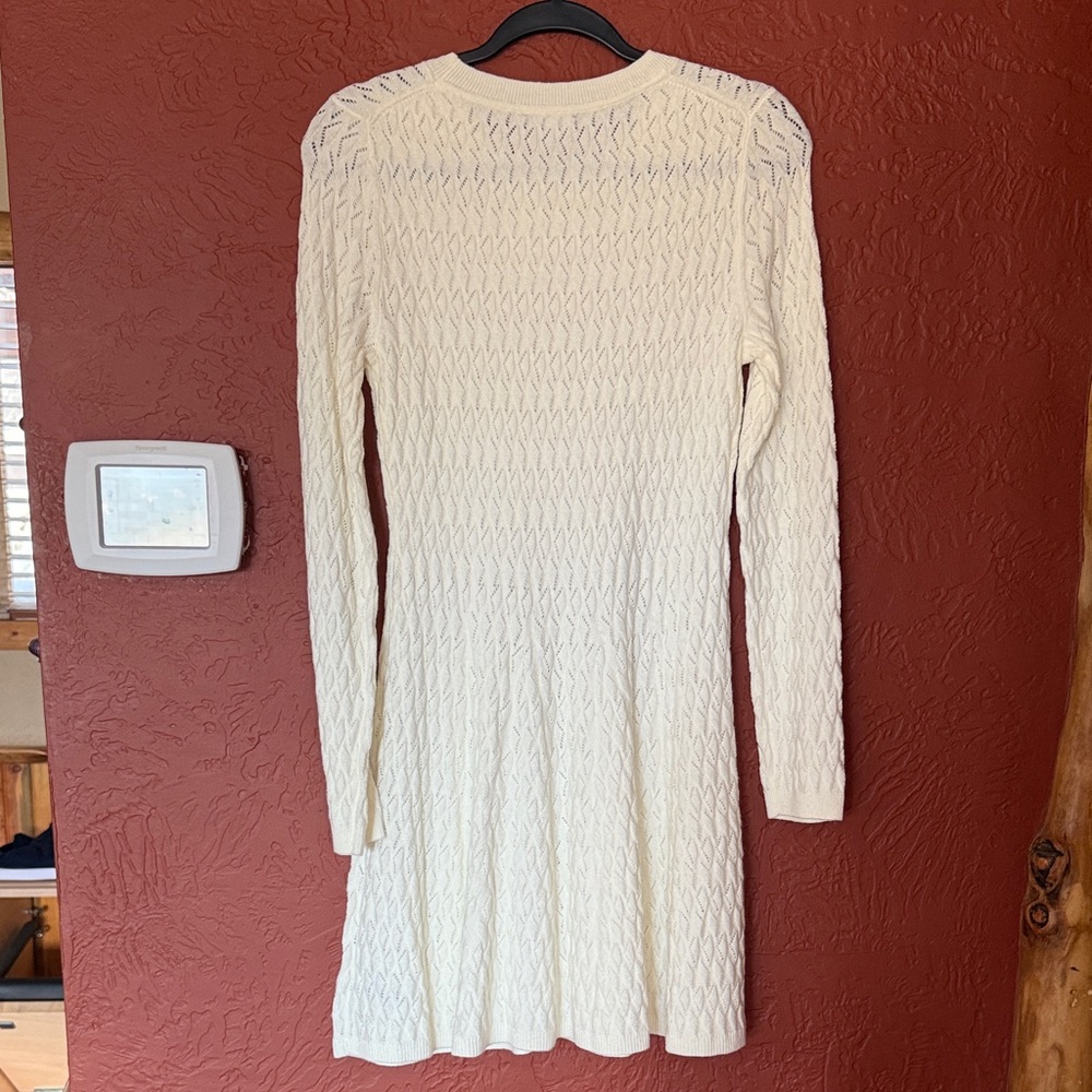 GAP Cream Long Sleeve Knit Dress - Picture 4 of 4